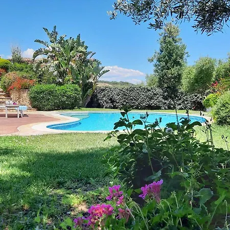 Bougainvillea Con Piscina E Giardino Privato A Pochi Passi Dal Mare Villa Castiadas