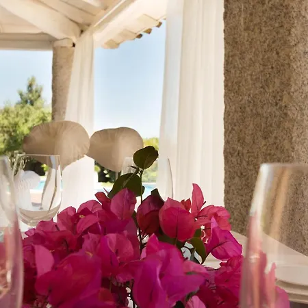 Villa Bougainvillea Con Piscina E Giardino Privato A Pochi Passi Dal Mare Castiadas