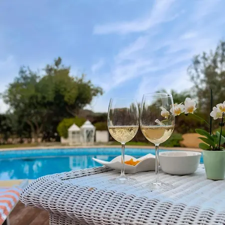 Bougainvillea Con Piscina E Giardino Privato A Pochi Passi Dal Mare Castiadas