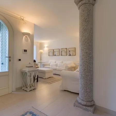 Villa Bougainvillea Con Piscina E Giardino Privato A Pochi Passi Dal Mare