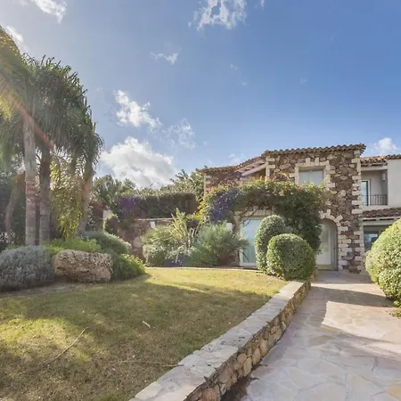 Villa Bougainvillea Con Piscina E Giardino Privato A Pochi Passi Dal Mare