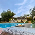 Bougainvillea Con Piscina E Giardino Privato A Pochi Passi Dal Mare קסטיאדס