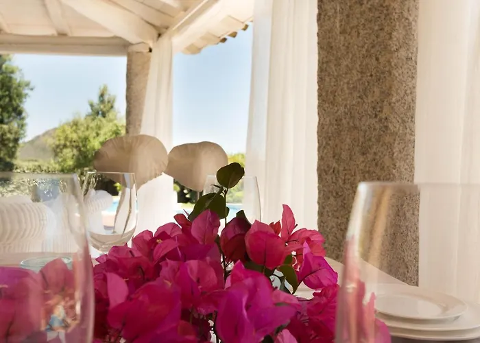 Villa Bougainvillea Con Piscina E Giardino Privato A Pochi Passi Dal Mare Castiadas