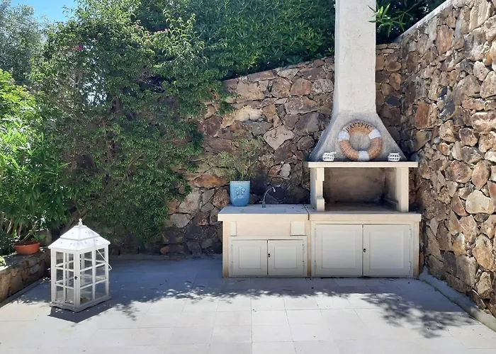 Bougainvillea Con Piscina E Giardino Privato A Pochi Passi Dal Mare Castiadas