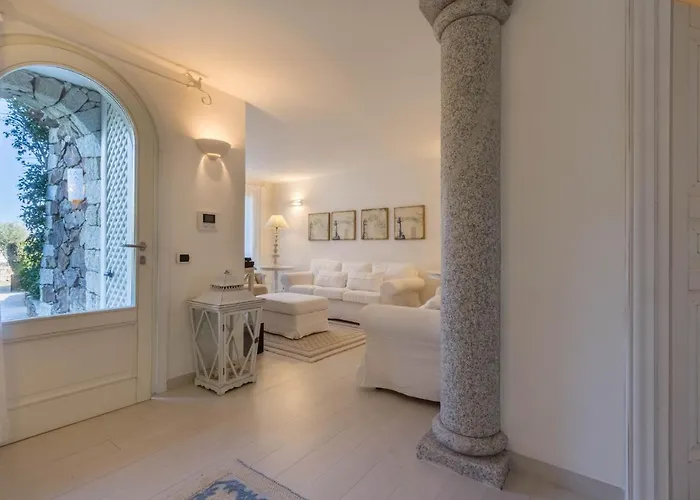 Villa Bougainvillea Con Piscina E Giardino Privato A Pochi Passi Dal Mare
