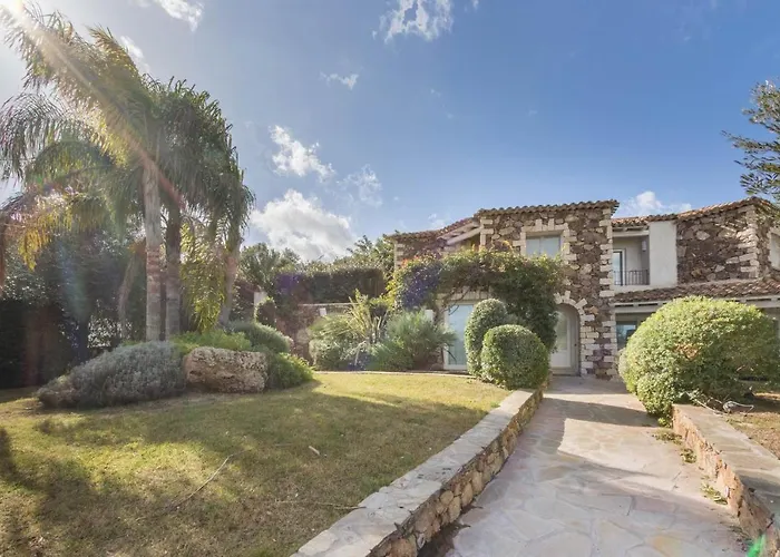 Villa Bougainvillea Con Piscina E Giardino Privato A Pochi Passi Dal Mare