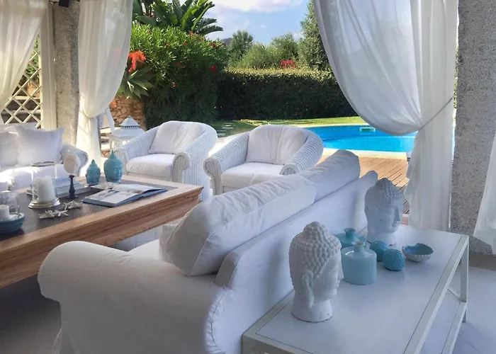 Bougainvillea Con Piscina E Giardino Privato A Pochi Passi Dal Mare Castiadas