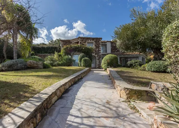 Bougainvillea Con Piscina E Giardino Privato A Pochi Passi Dal Mare * Castiadas
