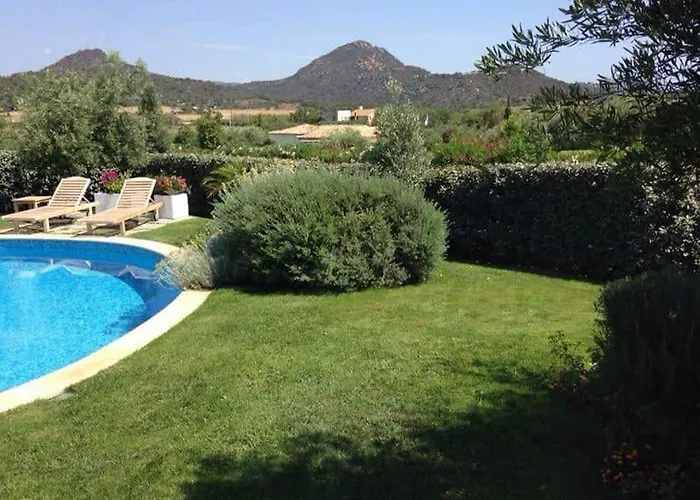 Villa Bougainvillea Con Piscina E Giardino Privato A Pochi Passi Dal Mare Castiadas